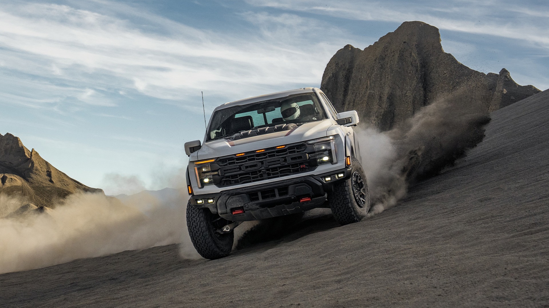 Découvrez notre gamme de camions commerciaux : Ford F-150 Raptor